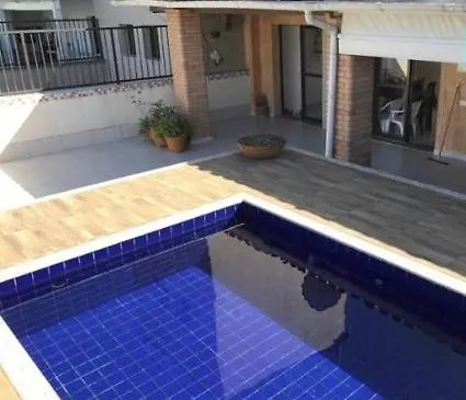 Encantadora Cobertura Com Piscina Privada Na Praia Do Tombo. Guarujá